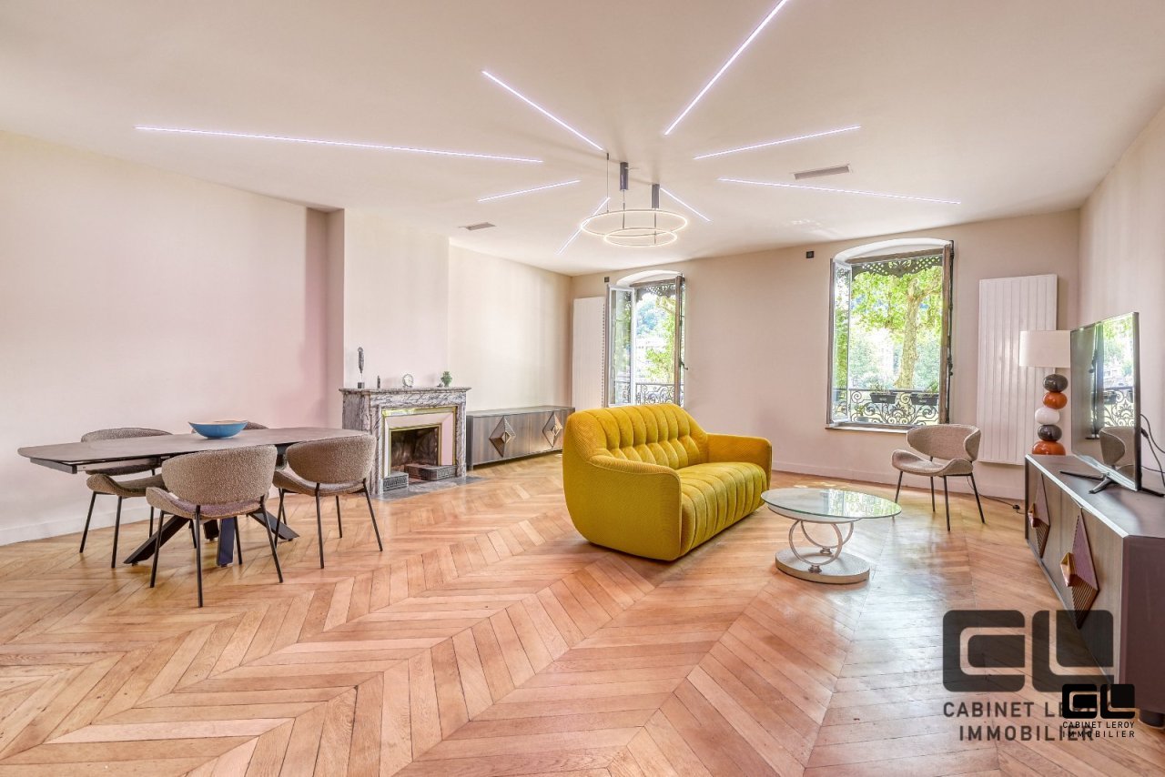 APPARTEMENT T5 A VENDRE - LYON 9EME ARRONDISSEMENT - 162.3 m2 - 630000€