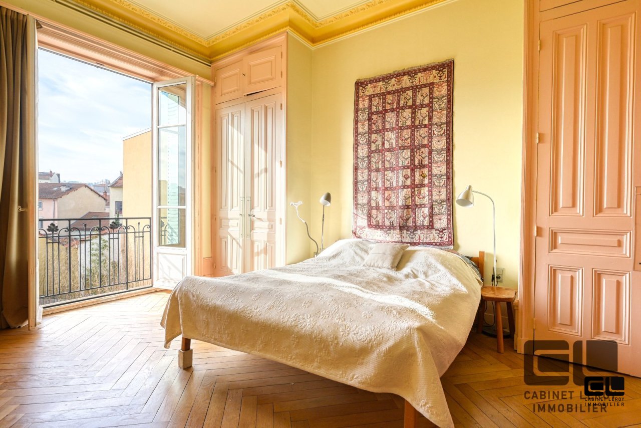 APPARTEMENT T6 A VENDRE - LYON 9EME ARRONDISSEMENT - 198.05 m2 - 680�000�&euro;