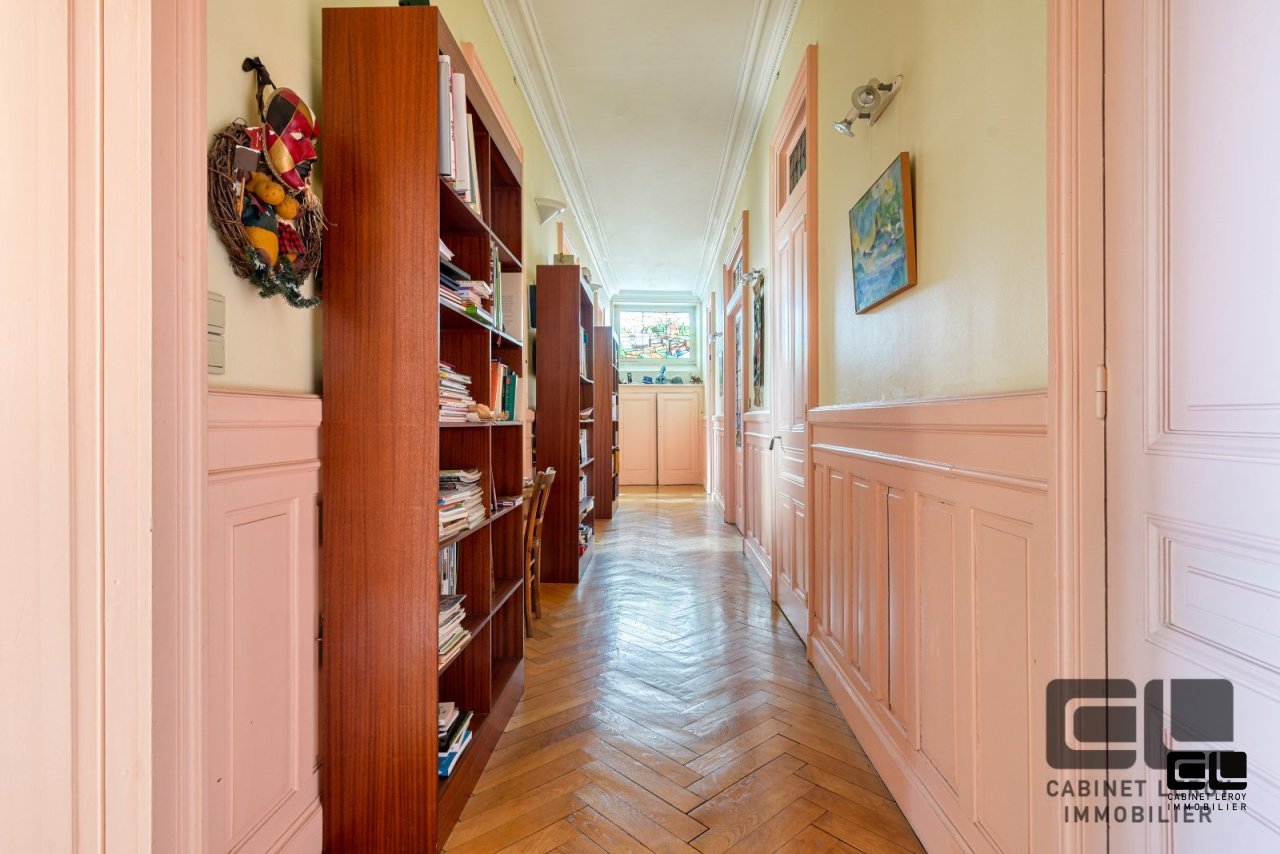 APPARTEMENT T6 A VENDRE - LYON 9EME ARRONDISSEMENT - 198.05 m2 - 680�000�&euro;